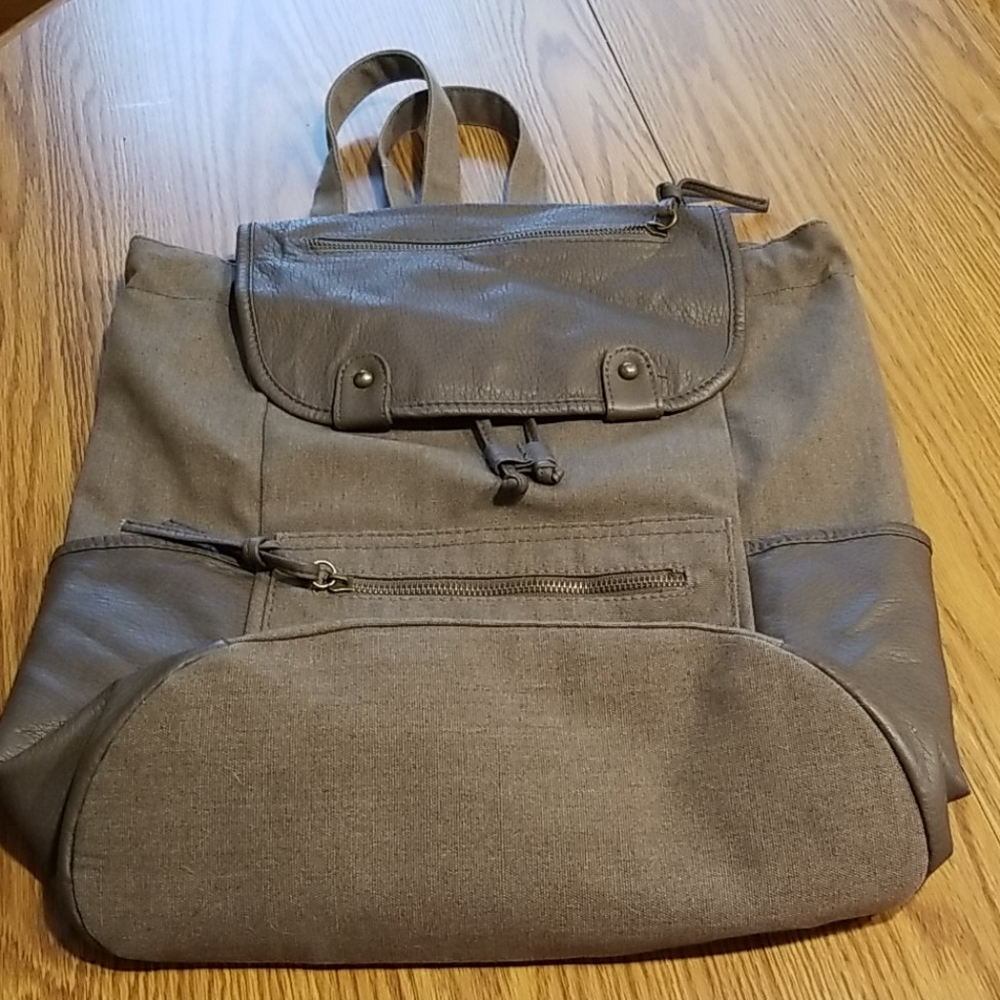 Backpack EXCELLENT